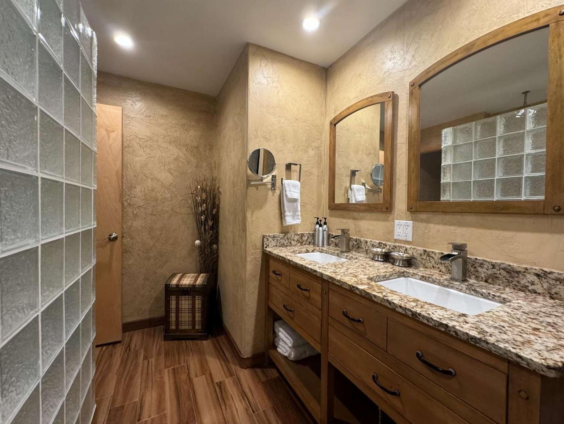 Best Location In The Heart Of Lions Head, Ski Lockers, Jacuzzi And Pool Вейл Экстерьер фото