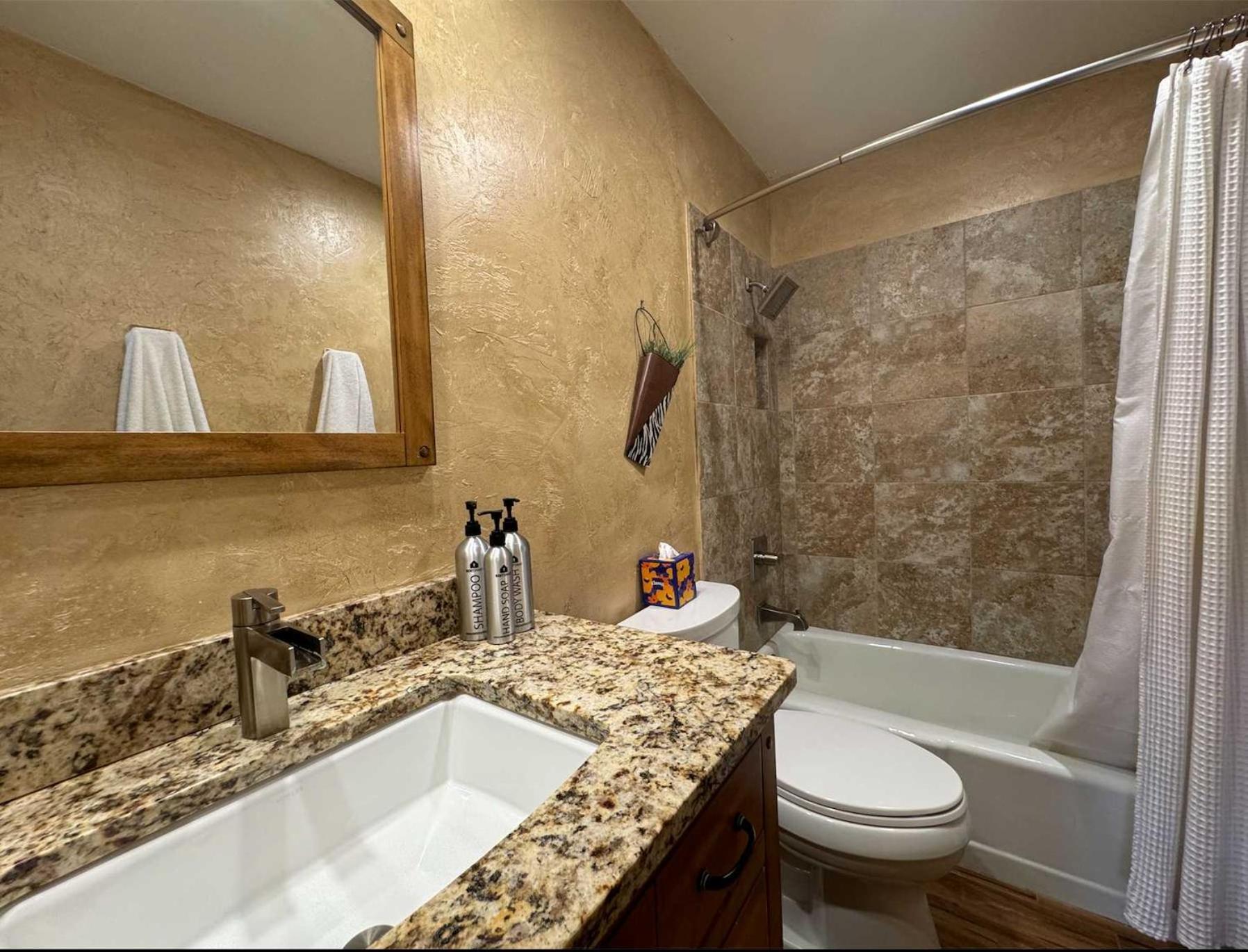 Best Location In The Heart Of Lions Head, Ski Lockers, Jacuzzi And Pool Вейл Экстерьер фото
